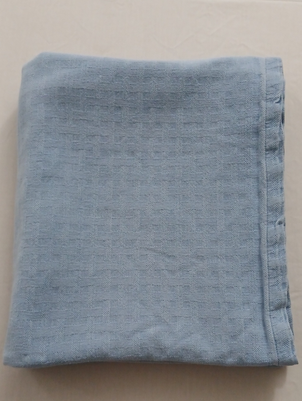 Pfaltzgraff Vintage Blue Tablecloth